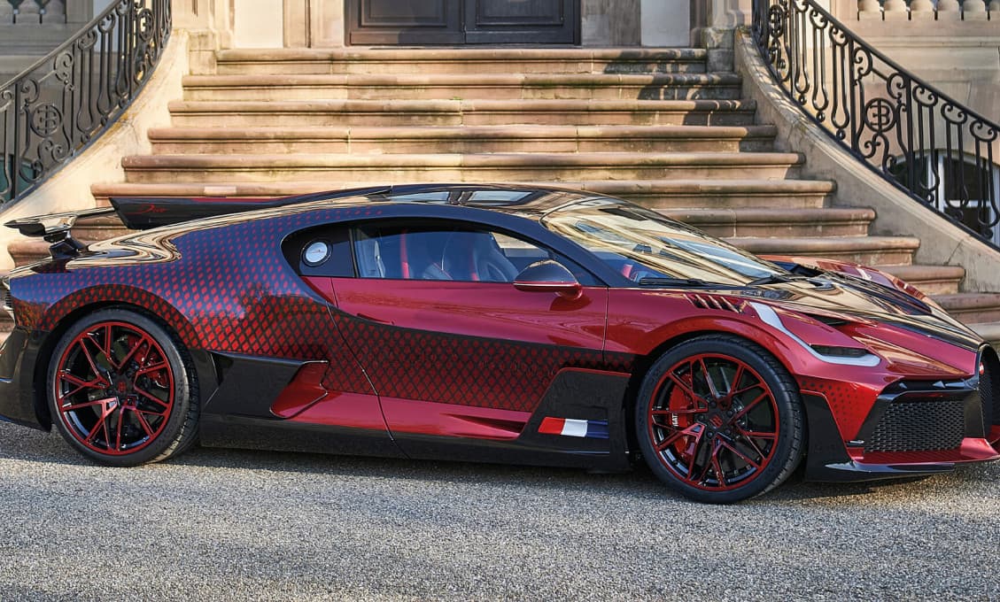 Nad Bugatti Divo so stovkami kosoštvorcov si trhali vlasy. Výsledok je ohromujúci