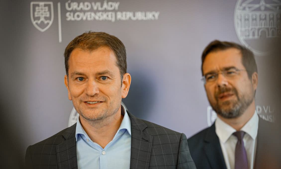 Krajčí sa z funkcie ministra odísť nechystá, rozhodnúť by mal premiér