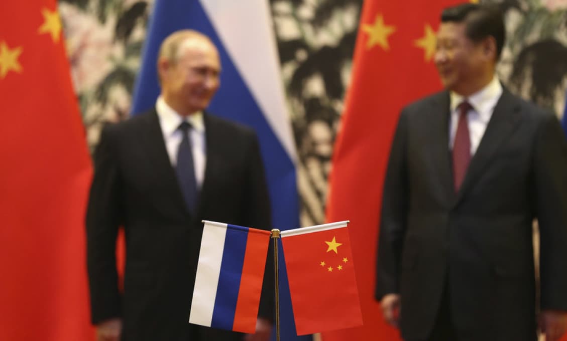 Rusko a Čína musia spolupracovať v boji proti politickému vírusu Západu, tvrdí Peking