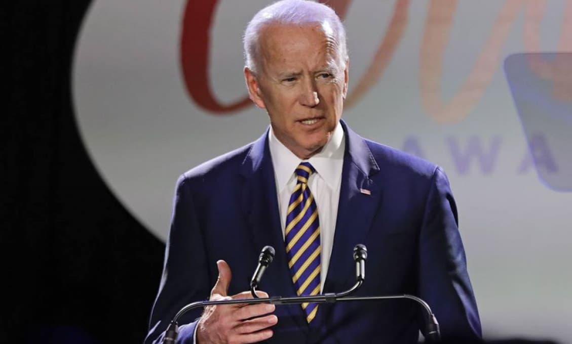 Putin navrhol Bidenovi zvájomný rozhovor v priamom prenose