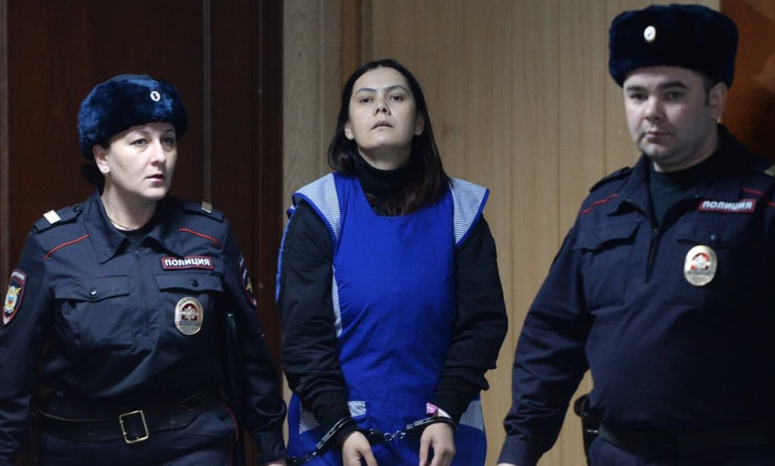 Opatrovateľku, ktorá sa prechádzala po Moskve s useknutou hlavou štvorročného dievčaťa, čaká deportácia