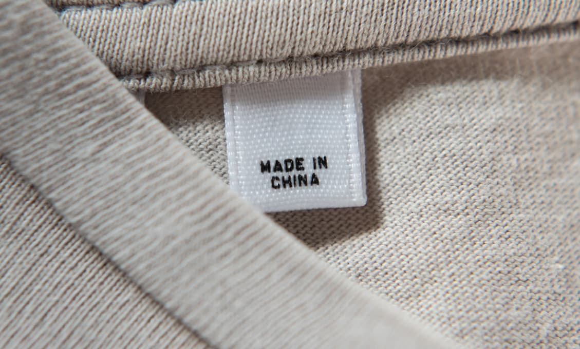 Kvôli kritike Číny za porušovanie ľudských práv, odštartovala negatívna kampaň proti firmám Adidas, Nike, H&M