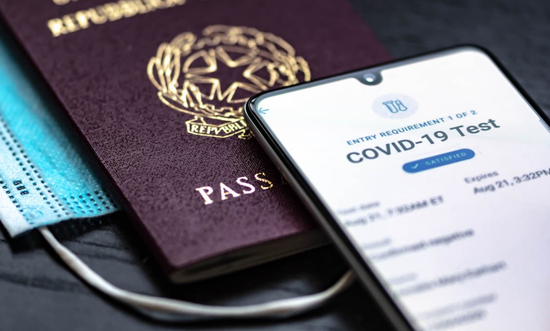 Povinný digitálny očkovací pas môže znamenať koniec slobody pre Západ. Systém vás už nepustí