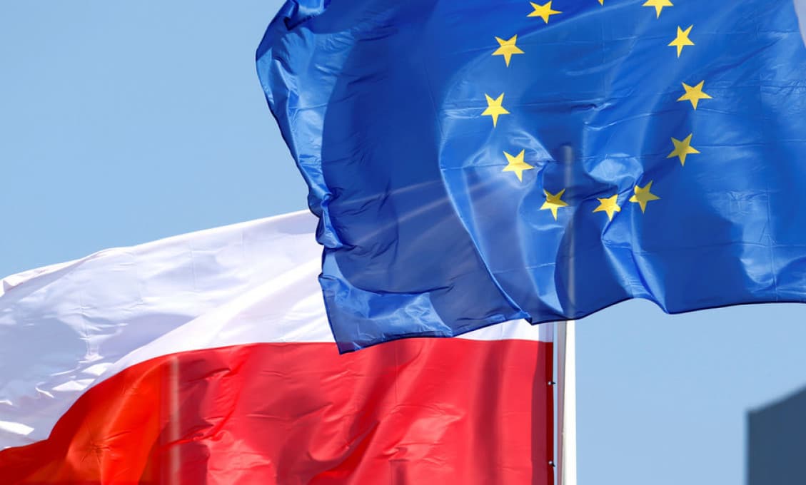 Poľsko čelí obvineniam pred najvyšším európskym súdom. Sudcovia v krajine totiž strácajú nezávislosť