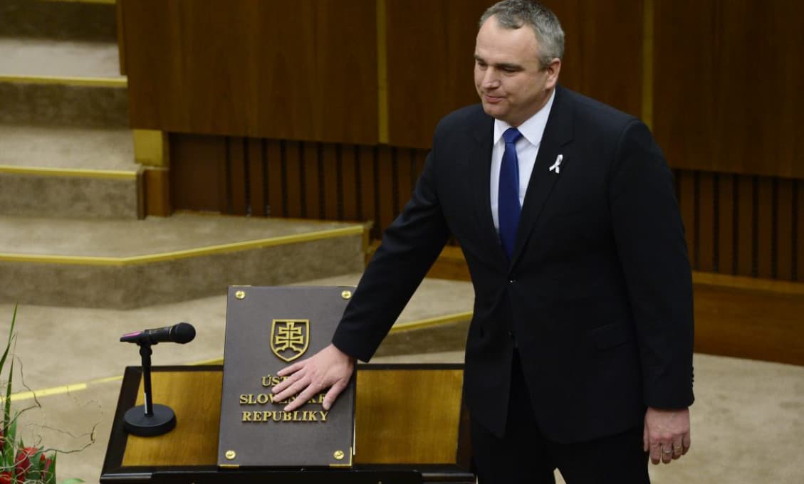 Mail údajnej dcéry poslanca bude mať dohru na súde. Lukáč vraj žiaden mimomanželský pomer nemá