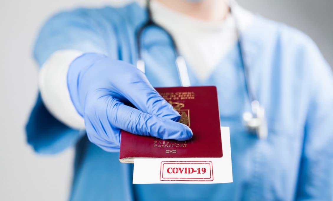 Grécko a Cyprus zavádzajú očkovací pas. Na dovolenku bez neho môžete asi zabudnúť