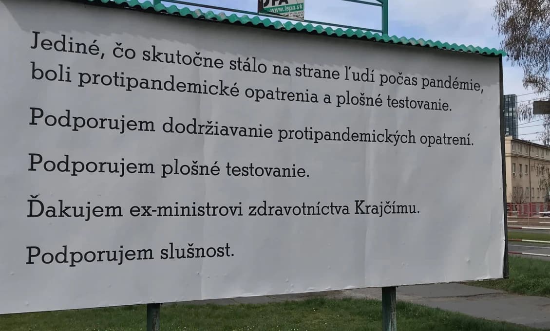 Na trhovisku v Bratislave sa objavil zvláštny billboard, óda na OĽaNO a Krajčího. Text pôsobí, ako by ho písal sám Matovič.
