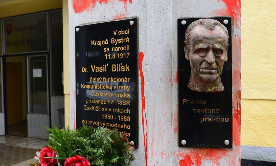 Predstaviteľom bývalého komunistického režimu by sa mohli znížiť dôchodky