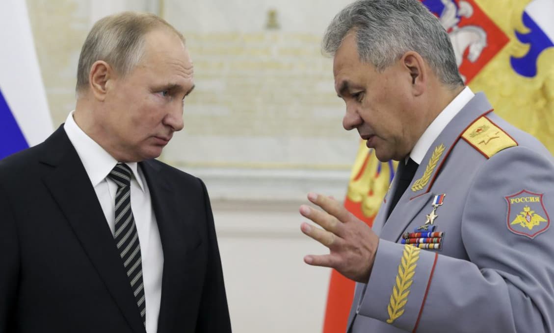 Potrebuje Putin ďalšiu armádu? Ruský minister obrany chce klonovať 3 000 rokov starých bojovníkov