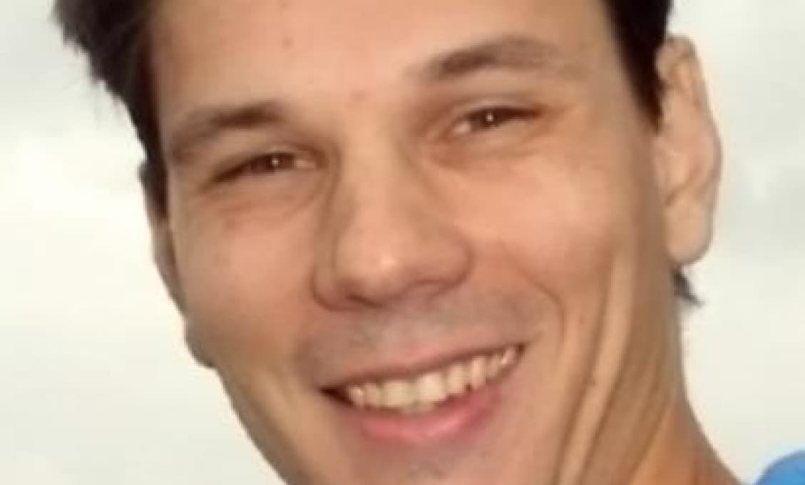 Slovenský patológ: pacienti zomierajú aj na následky očkovania, aj na Covid po očkovaní. Musíme sa chrániť!