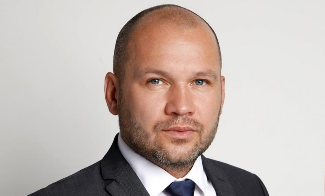Becík: Toto je už do neba volajúce, aká banda neschopákov a babrákov nám tu vládne (VIDEO)