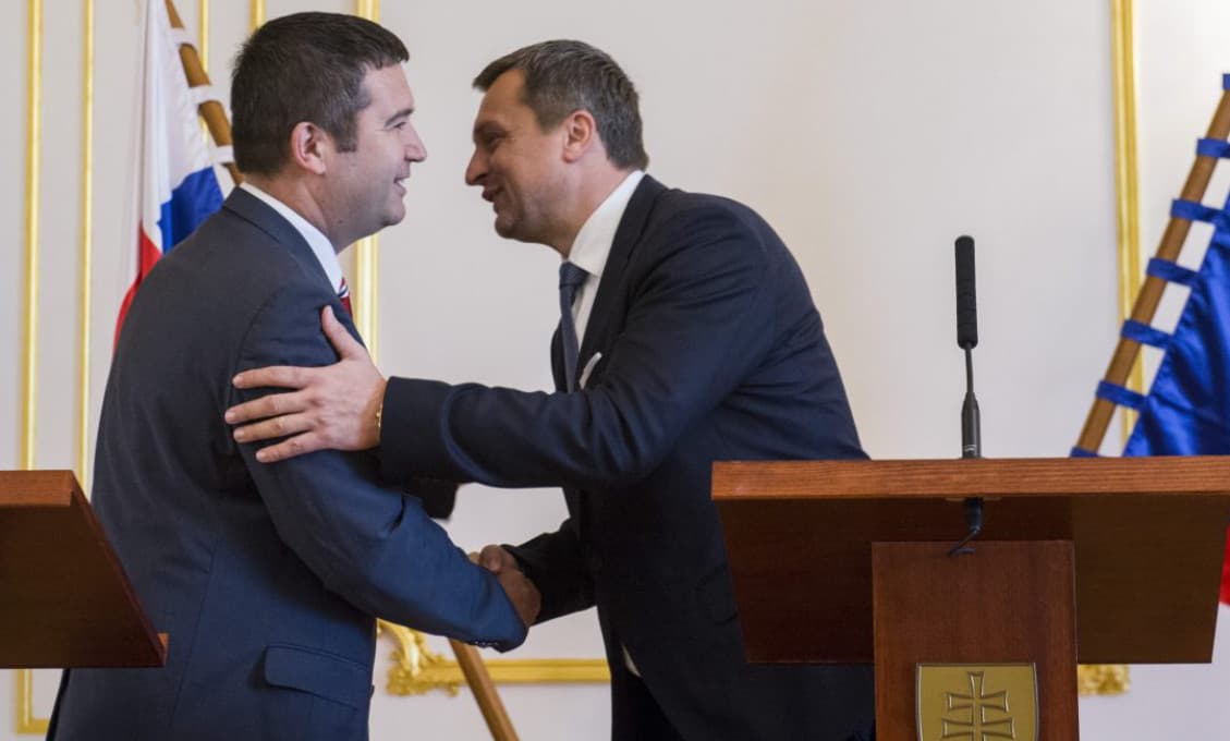 Danko pomáhal českému ministrovi, je z toho poriadny škandál