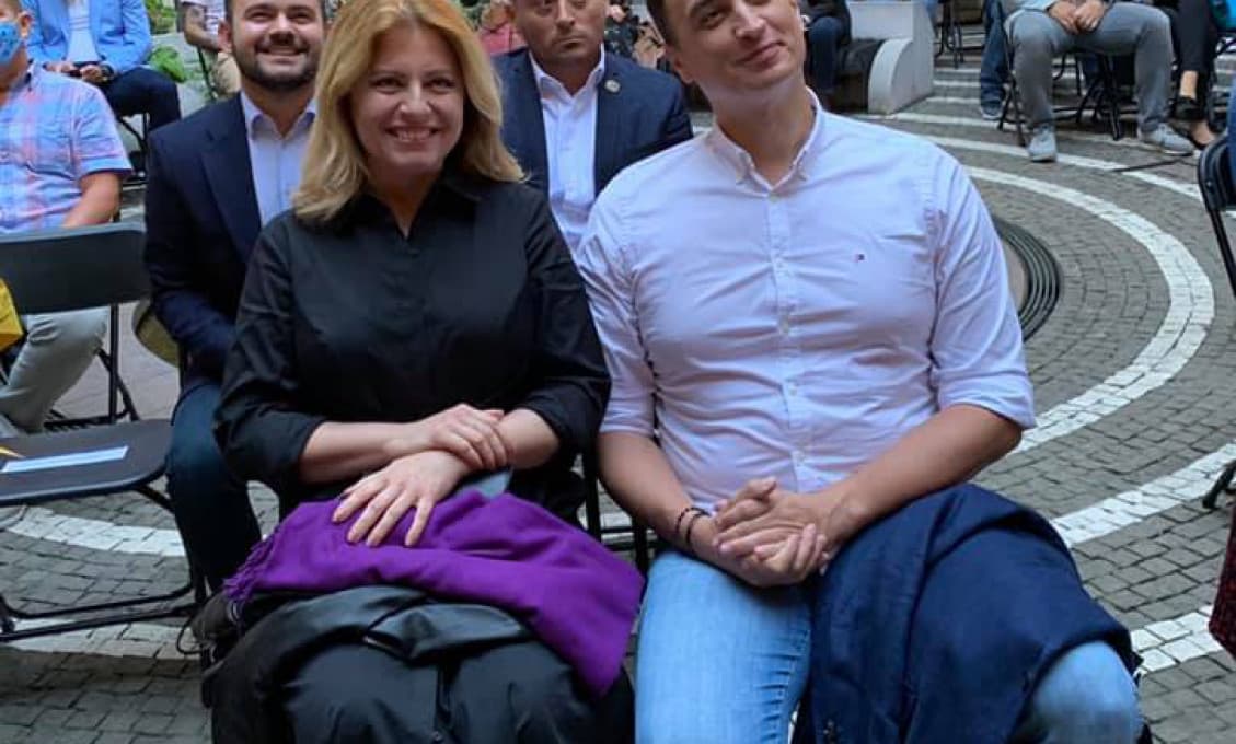 Hneváte sa na Matoviča? V poriadku, ale za všetko aj tak môže Čaputová