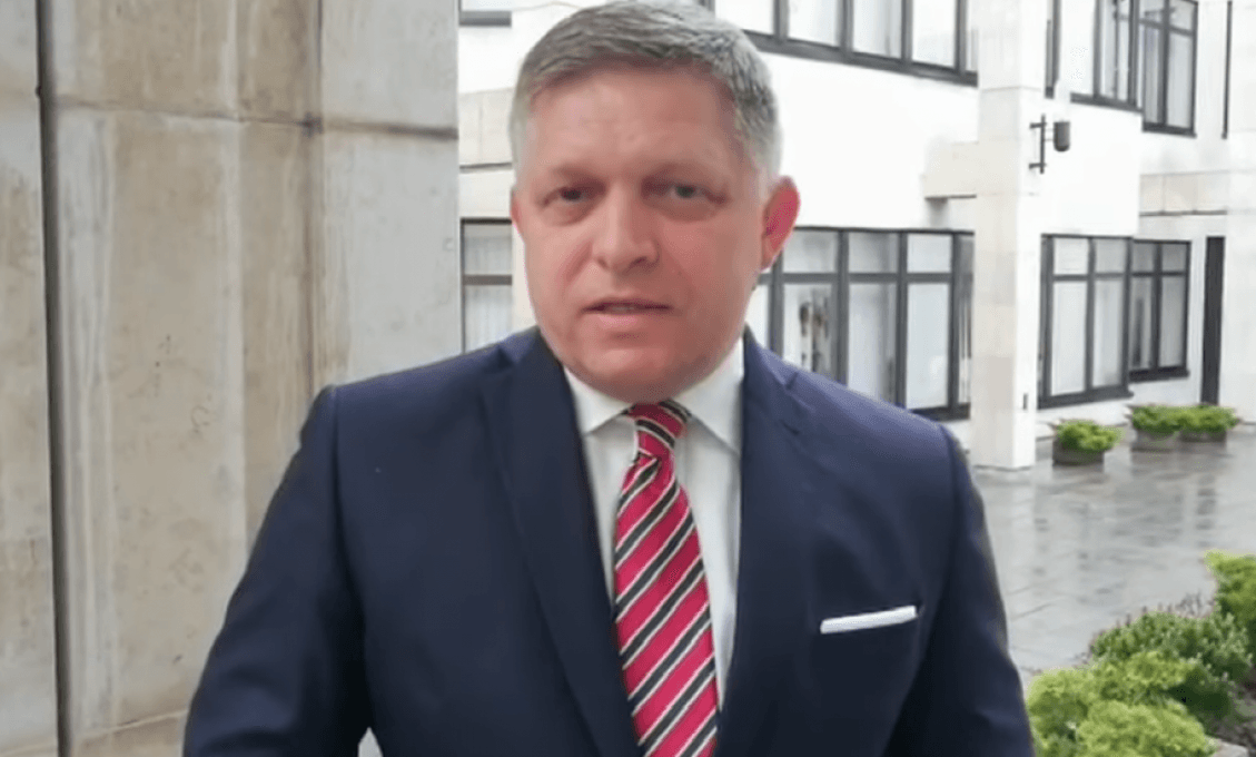 Fico: Návrh na 333 eur pre každé dieťa rodiny v núdzi je kupovaním si hlasov neprispôsobivých