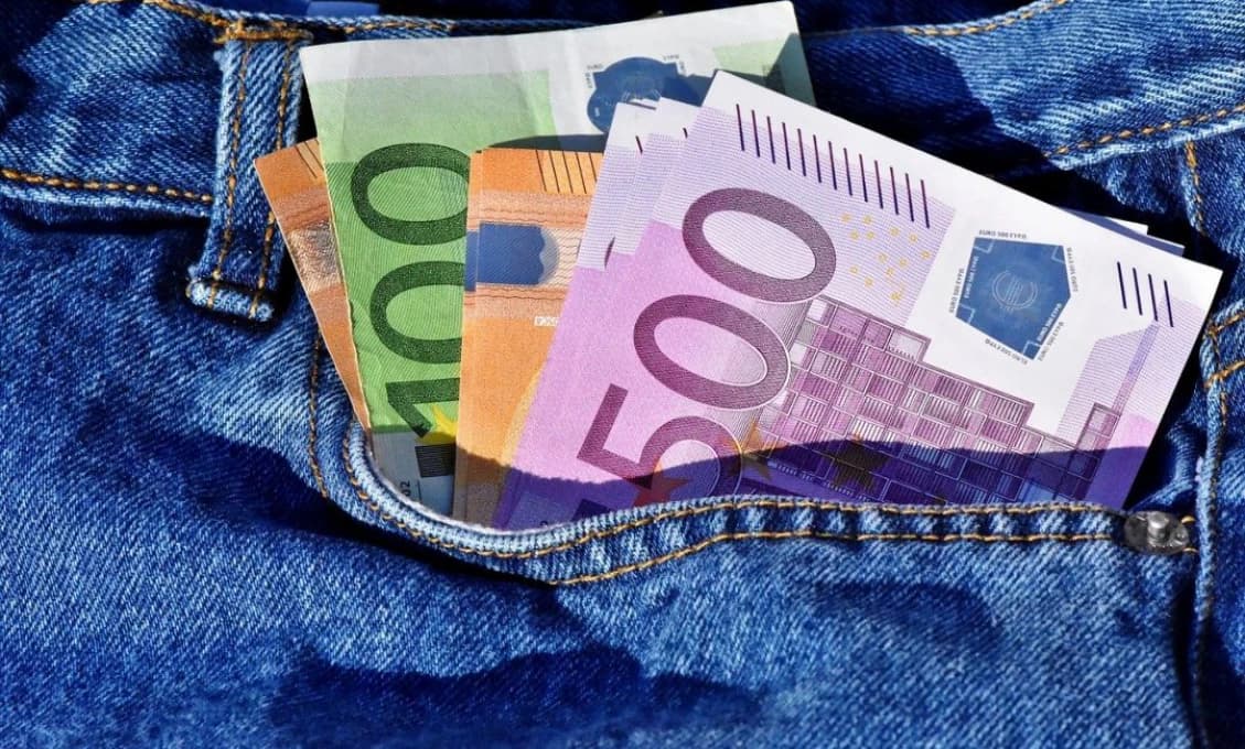 Poslanec Smeru šije zákony na mieru: Babišovej firme by každoročne ušetril až 7 miliónov eur!