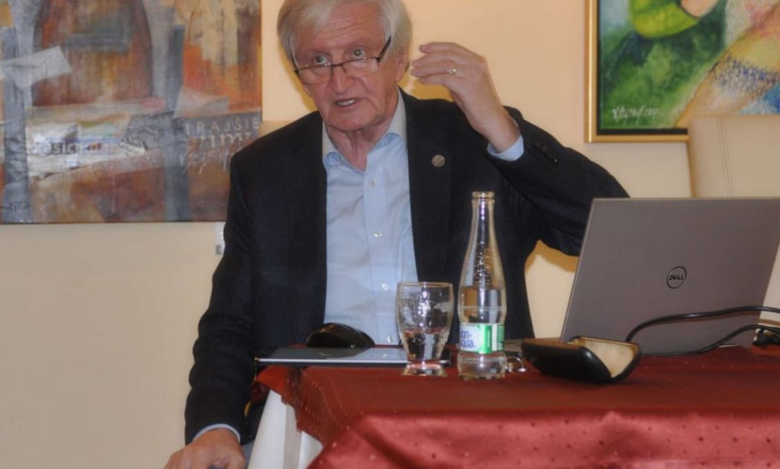 Igor Cibula: Koalíciu spája iba „tenká pavučina“ nie vždy blízkych záujmov. Vydrží do konca?