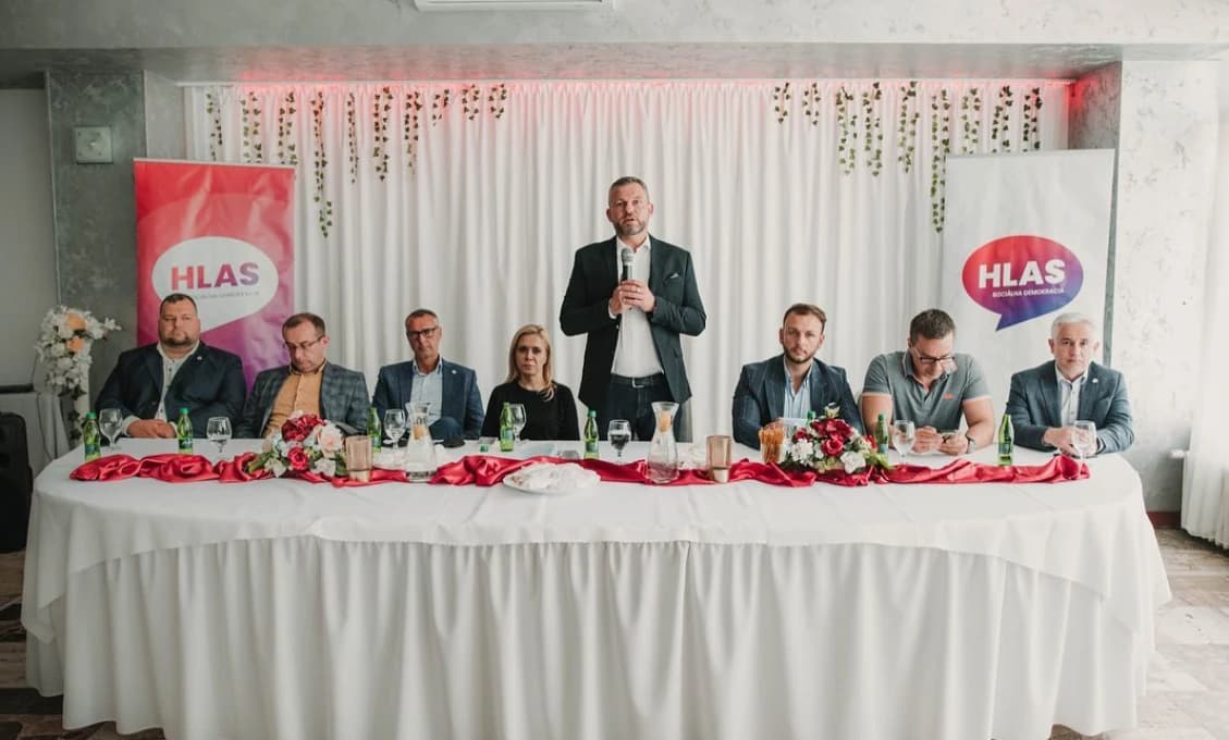 Rusko vyzvalo NATO na nastolenie kontaktov medzi vojenskými expertmi