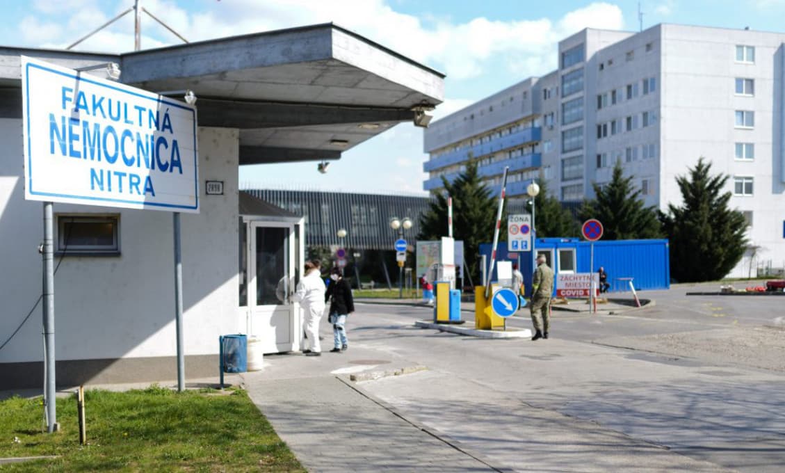 Z nemocnice v Nitre hromadne odchádza takmer celé oddelenie traumatológie. Riaditeľ chce situáciu riešiť, keď odídu