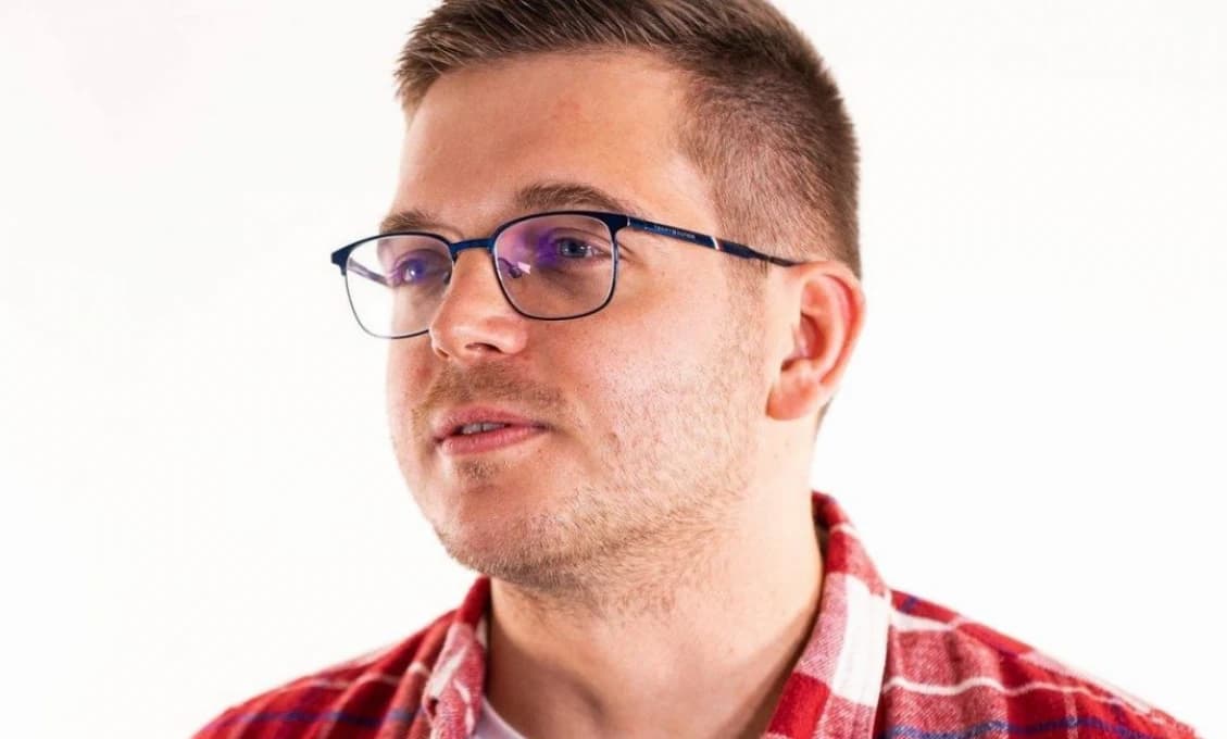 Melicher: Platí "náhubkový" zákon, ktorý zakazuje kritizovať politikov vládnej koalície pod hrozbou trestu!
