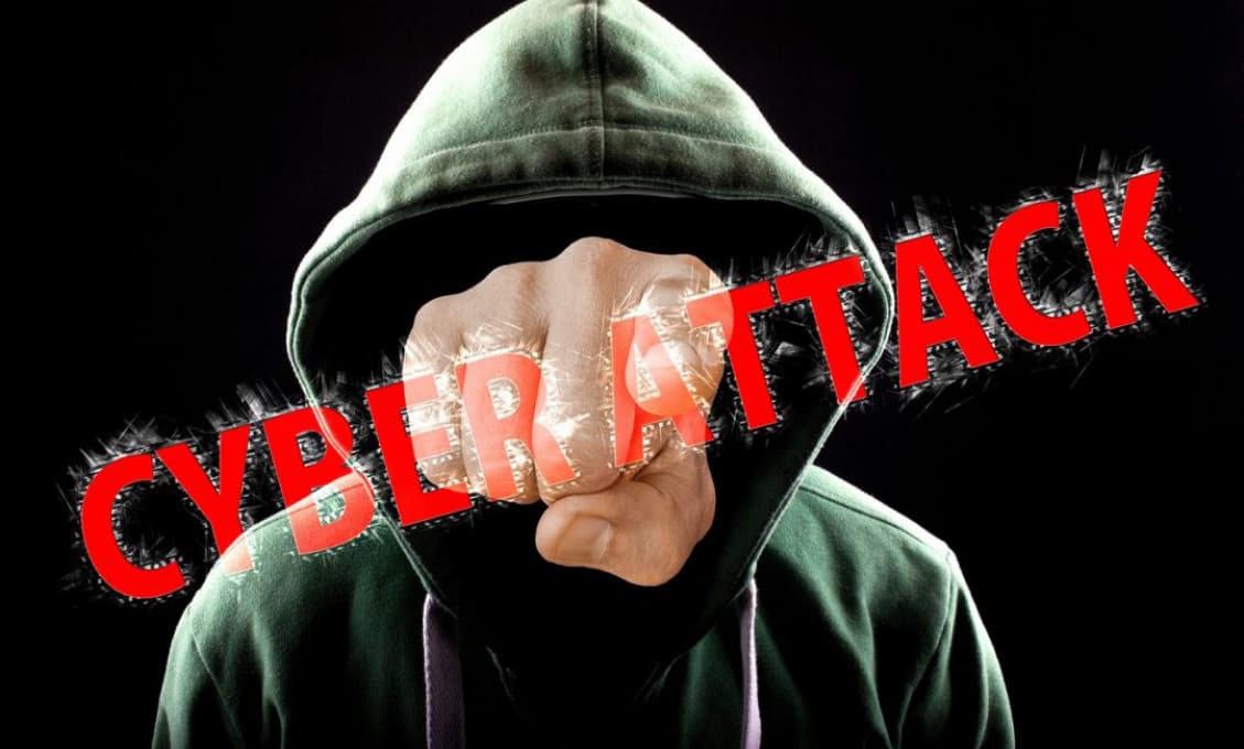 Kto je väčší hacker? Rusi tvrdia, že Moskva nestojí za útokmi na americké ciele, ale sama je bombardovaná Američanmi