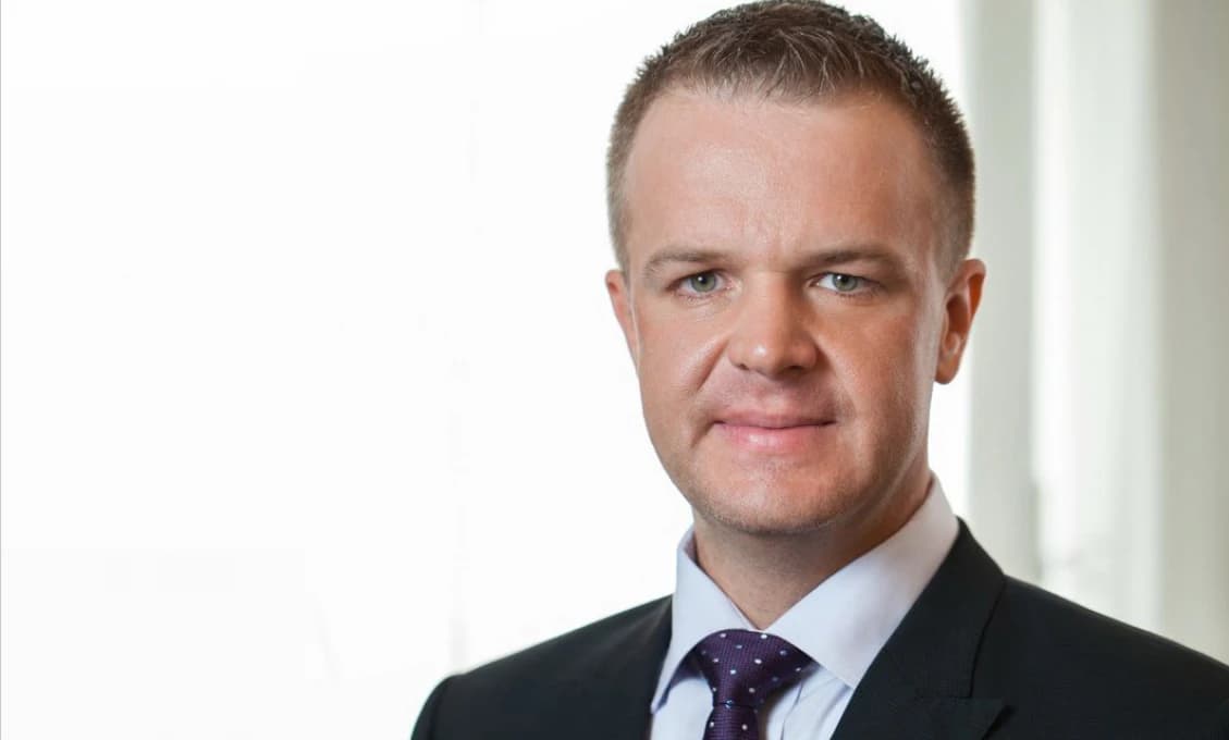 Je absolútne nevyhnutné ukončiť testovanie a prestať dodržiavať reprodukčné číslo, vyzýva právnik Nielsen