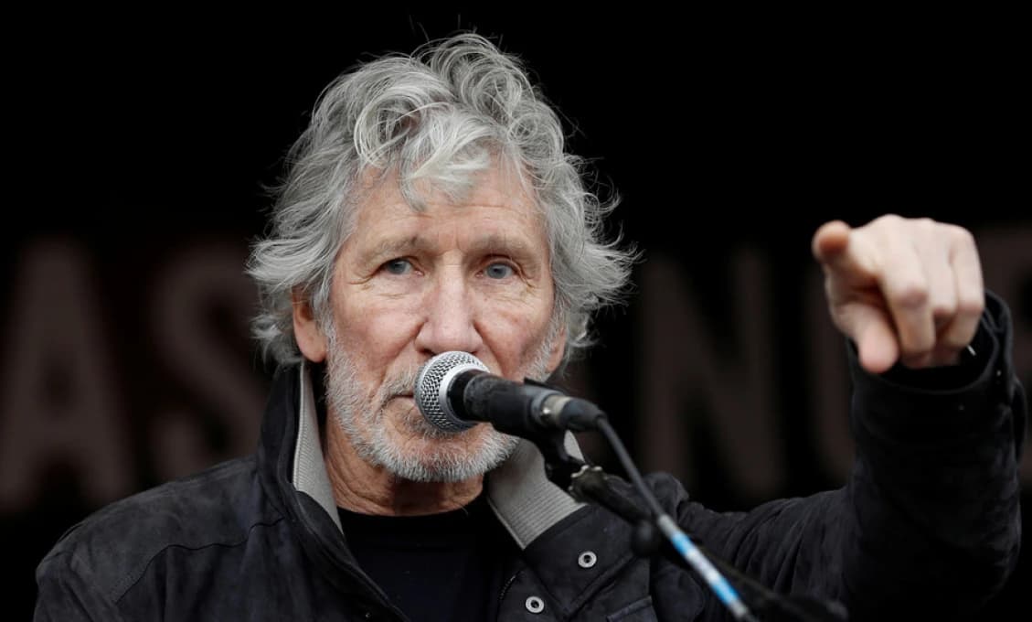 Roger Waters z Pink Floyd: "Assangea budú držať pod zámkom až kým nezomrie a mainstream mlčí, lebo je podplatený"
