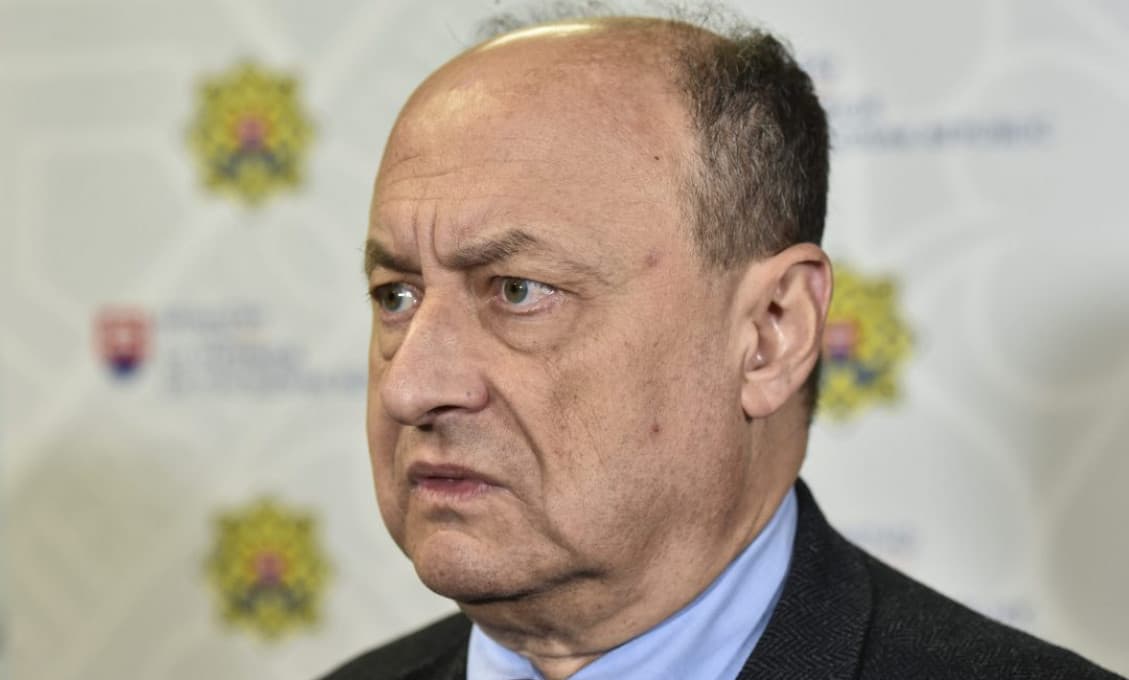 Vôľu ľudu nie je potrebné brzdiť, povedal po zrušení referenda ústavný právnik Bárány
