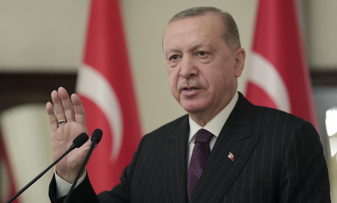 Turecko nebude mlčať o izraelských „zverstvách“, povedal Erdogan palestínskemu prezidentovi Abbásovi