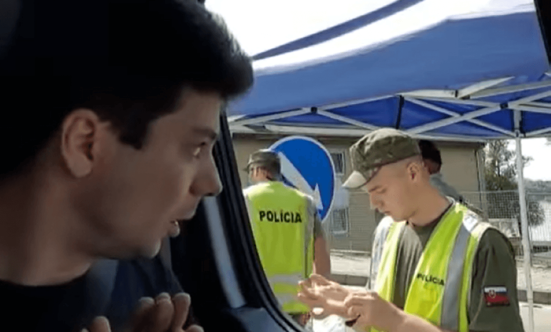 Ďalší Slovák „porazil“ policajnú hliadku na hraniciach. Na vodiča Jozefa si len tak neprídu (VIDEO)