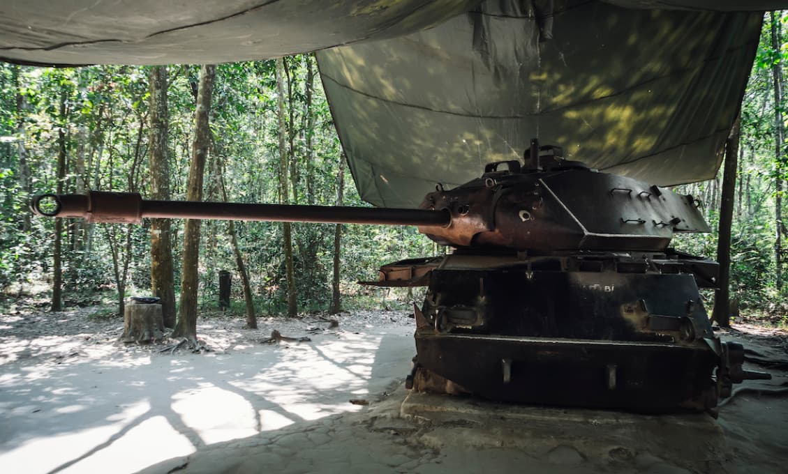 Nemecký dôchodca skladoval v pivnici tank, skončil na súde