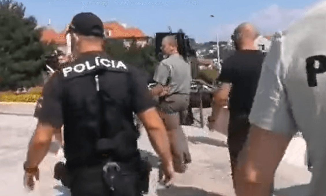 Novinárom ľudia prestávajú veriť. Je to vraj výsledok ich zlej práce (VIDEO)