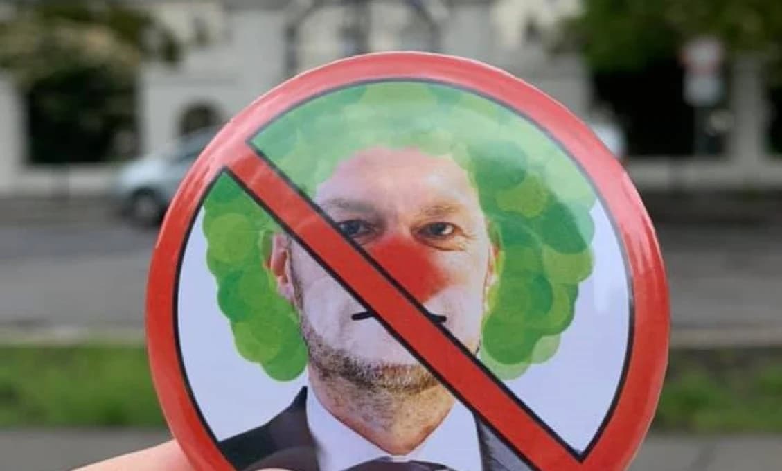 MIMORIADNA SPRÁVA: Hasiči zasahujú pre lokálne búrky najmä v Žilinskom kraji (FOTO)