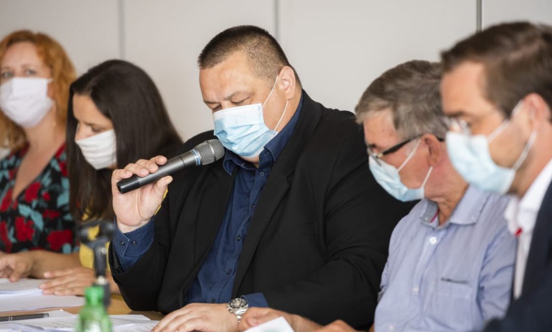 Dôverujem odborným znalostiam vedcov. Nedôverujem však ich morálke. Presvedčíte ma?