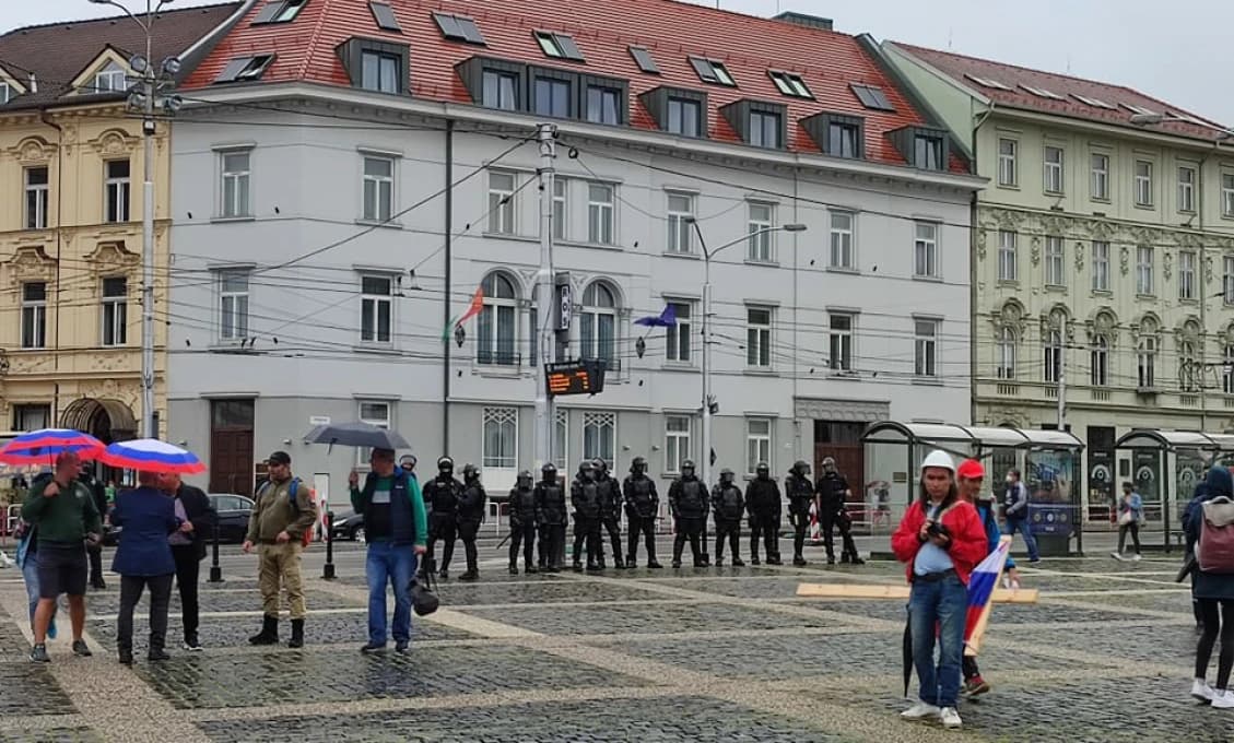 Škandál: Odborárski „bossovia“ vraj neodporučili zamestnancom účasť na proteste! (VIDEÁ)