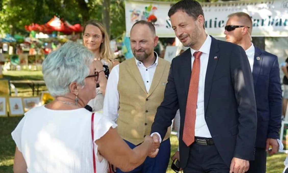 „Fašista! Fašista! Fašista!“ Kričali ľudia v Nemcami vypálenom Kališti na premiéra Hegera