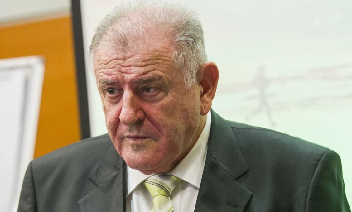 Vôbec nechránia systém a nechránia ľudí. Chránia už len samých seba, hovorí Mečiar o súčasnej vláde