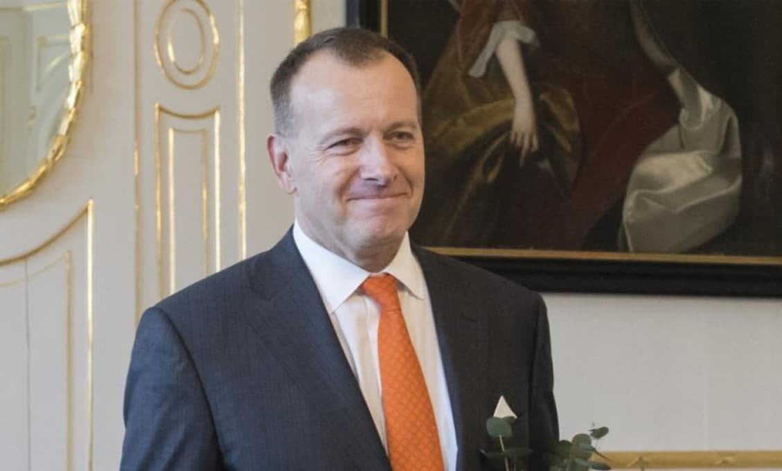 Takmer milión eur! Jedna z Kollárových mileniek si finančne polepší zo štátnych peňazí