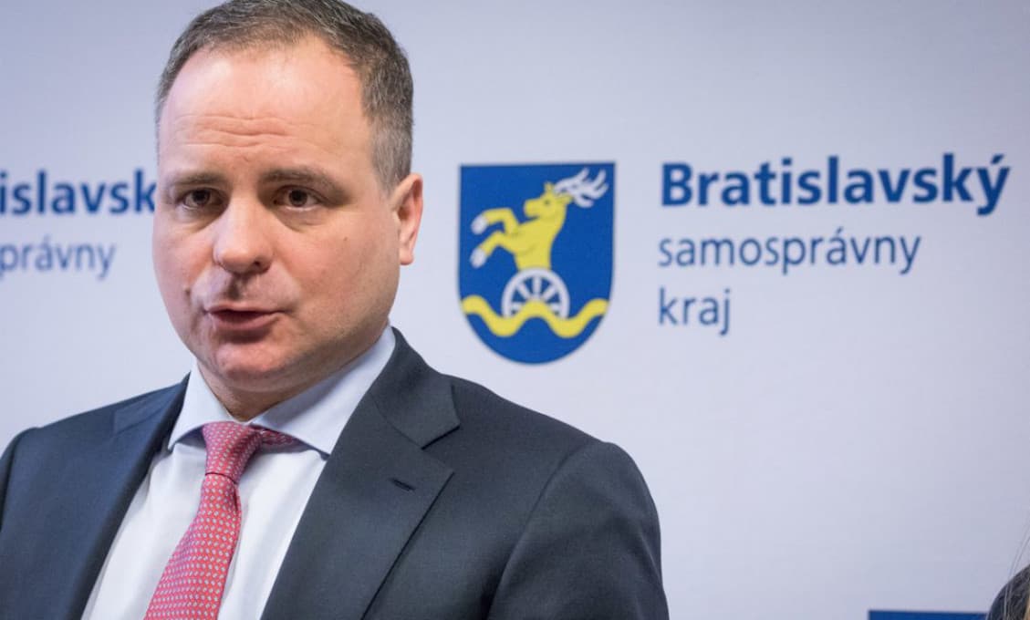 Juraj Droba hľadá spôsob ako presvedčiť ľudí na očkovanie. Myslí si, že ho našiel.