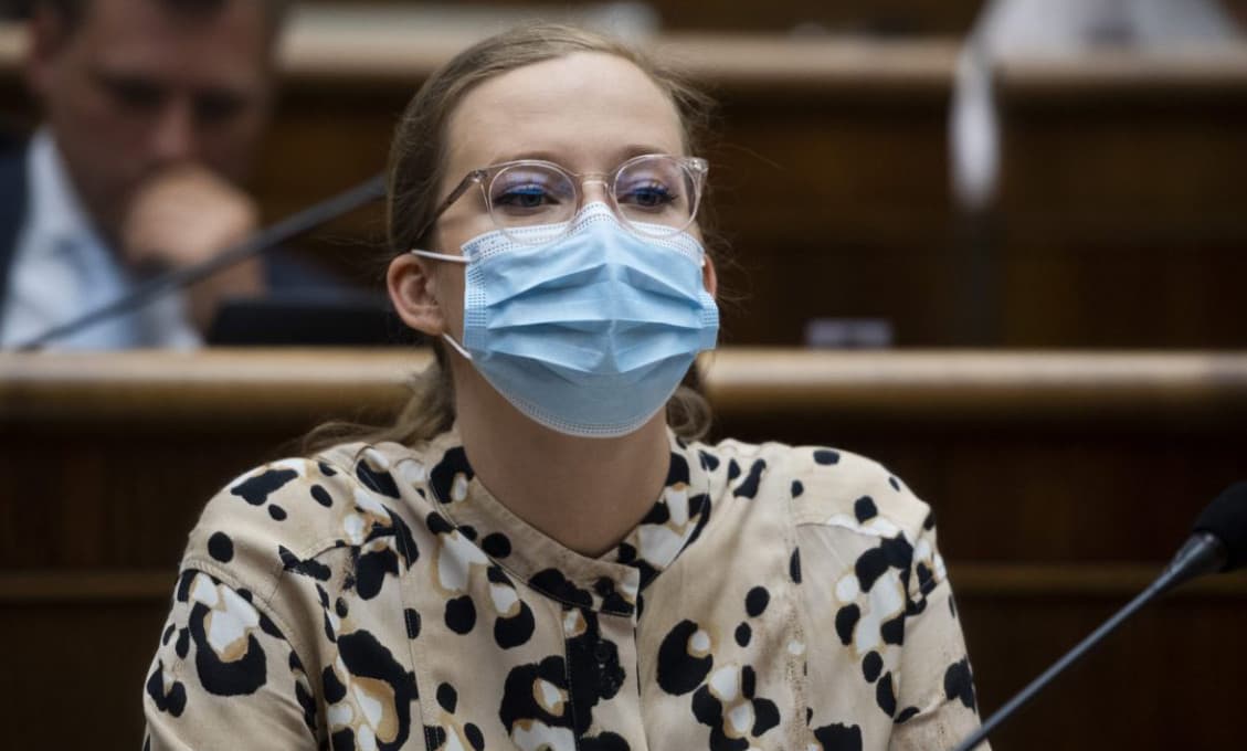 Marcinková zo Za ľudí odkazuje Remišovej: Spustila si vlnu paranoje a čistiek v strane