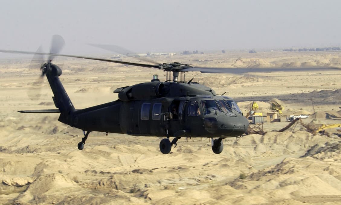 Šialený arzenál zbraní Talibanu: 33 vrtuľníkov Black Hawk, 4 lietadlá Hercules a 358 530 útočných pušiek