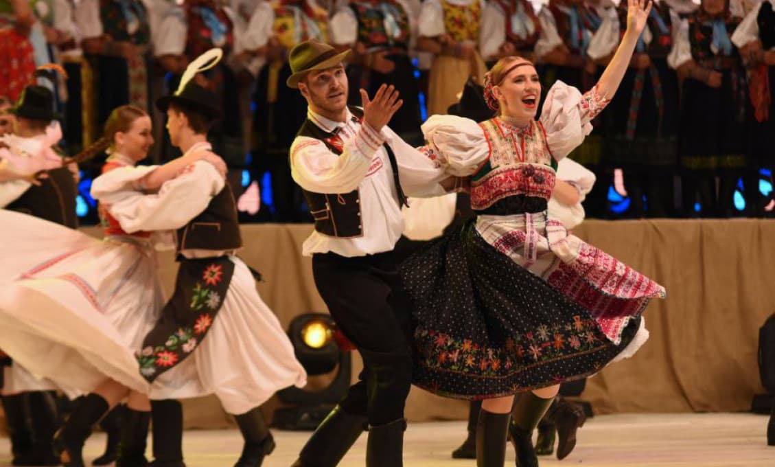 B. Bystrica: Slovenský deň kroja uvíta okolo 500 účinkujúcich folkloristov