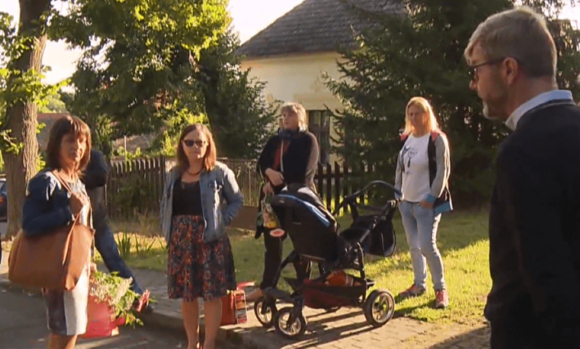 Dráma na základnej škole: Učiteľky a bývalá riaditeľka bojkotovali rúškové opatrenia (VIDEO)