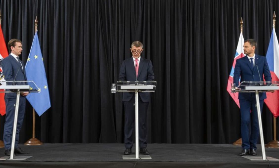 Heger, Babiš a Kurz sa dohodli. Hranice sa už určite zatvárať nebudú