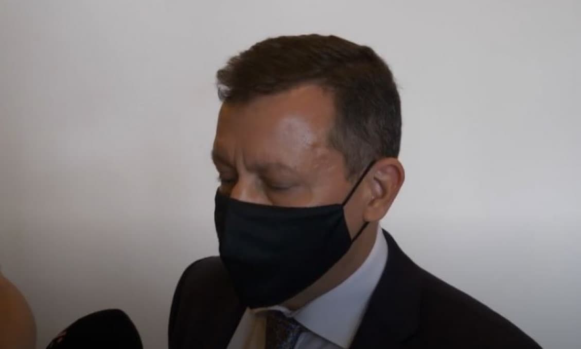 Lipšic hovorí o jeho sledovaní a ide podľa nôt, podobné zahrali na čudnej tlačovke OĽaNO. Náhoda?