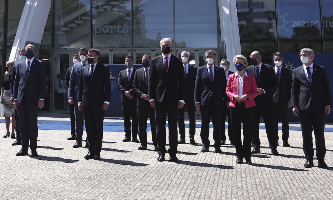 Šéfovia diplomacií EÚ vyjadrili Francúzsku podporu v spore o ponorky