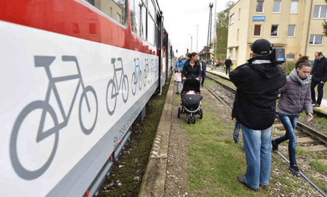 Vláčikom Záhoráčikom sa odviezlo takmer 9000 cestujúcich