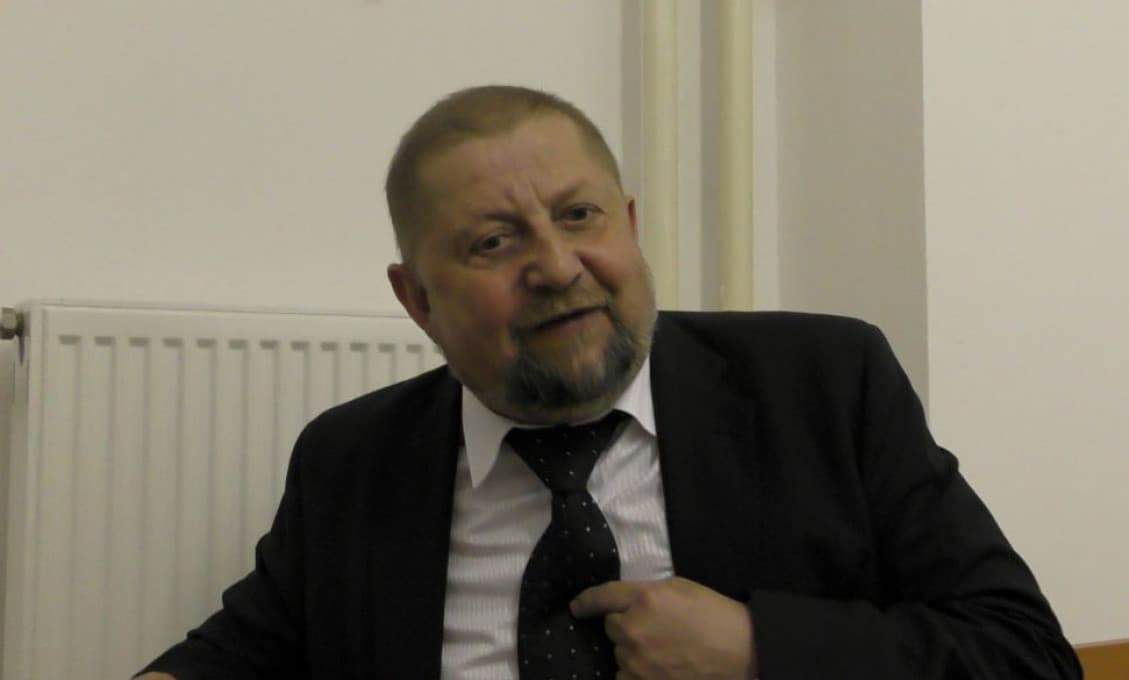 Čaputová poslala slovenskú armádu po prvýkrát na vojenské cvičenie na Ukrajinu. Proti komu? Pýta sa Harabin