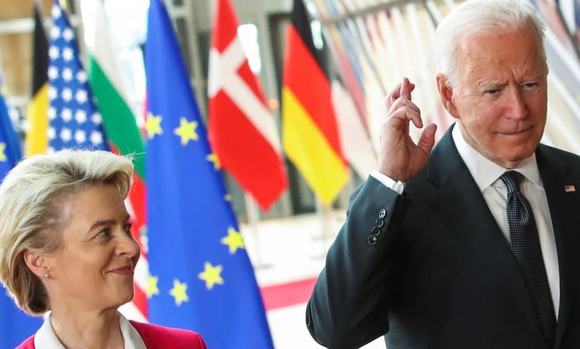Mýtus o transatlantickej jednote: Prečo sa EÚ neustále klania požiadavkám USA? (Tom Fowdy)