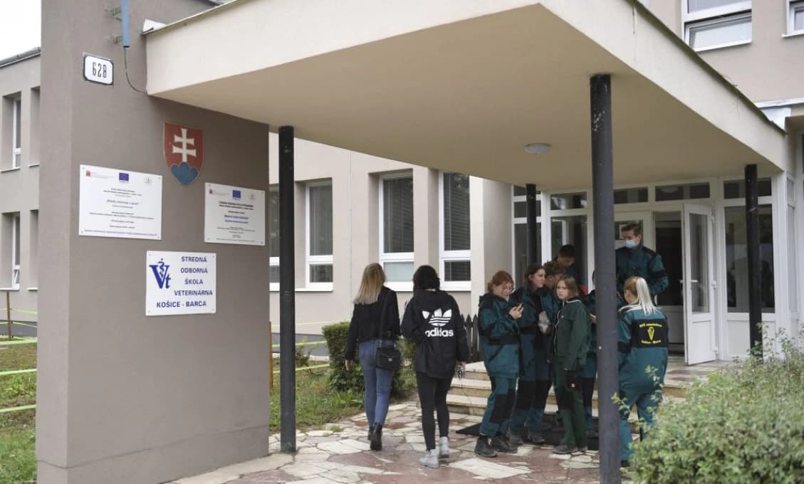Komentár Eduarda Chmelára: Robotníkom nestačí zapchať ústa