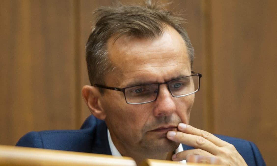 Škandálmi opradený exminister Galko sa pustil do prezidentky: Je to naivita alebo výsmech slušným ľuďom?